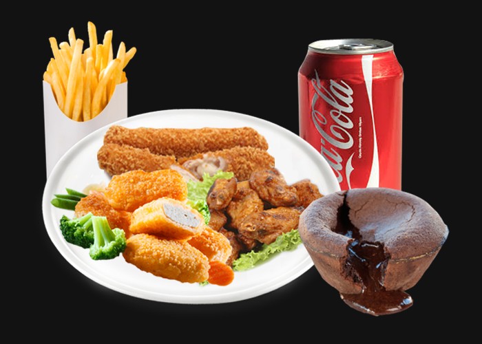 5 Chicken wings<br>
+ 5 Nuggets<br>
+ 5 Mozza sticks<br>
+ Frites<br>
+ 1 Dessert au choix<br>
+ 1 Boisson 33cl au choix.